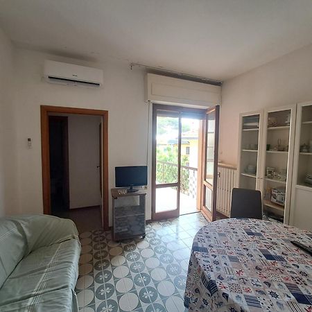 קסטיליאונצ'לו Appartamenti Torre Medicea מראה חיצוני תמונה