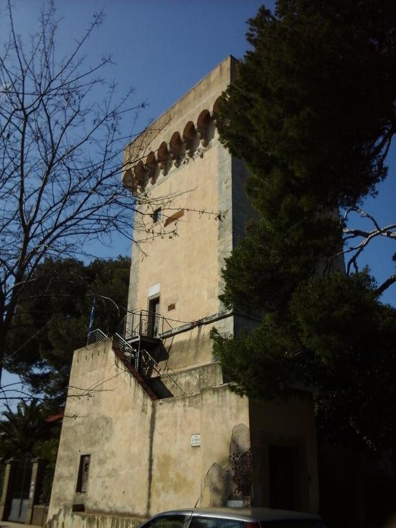 קסטיליאונצ'לו Appartamenti Torre Medicea מראה חיצוני תמונה